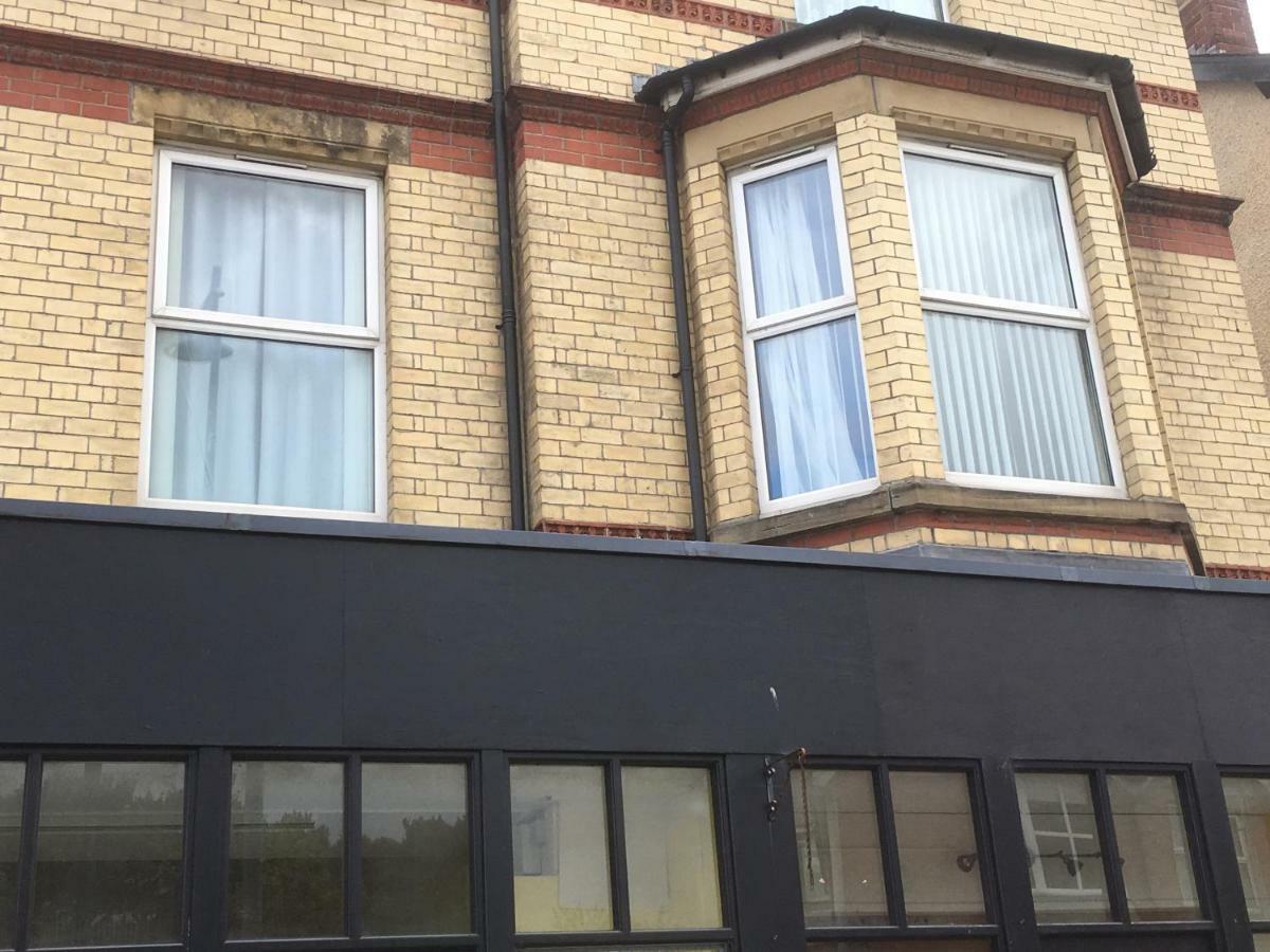 Flat 2 Opposite Travel Lodge Colwyn Bay Zewnętrze zdjęcie